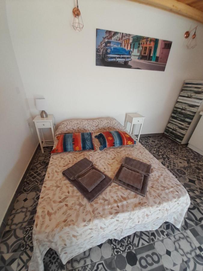 Estudio Dominicana In Albufeira Gale Экстерьер фото